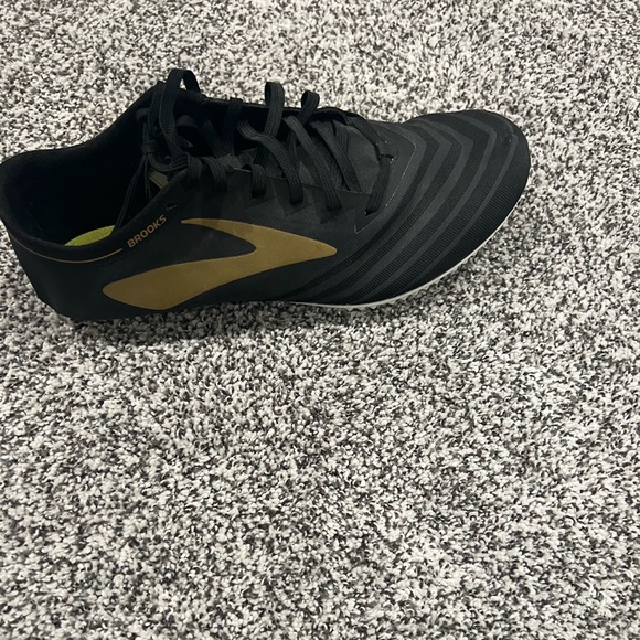 Brooks track spikes. Price can be negotiable - Picture 4 of 5